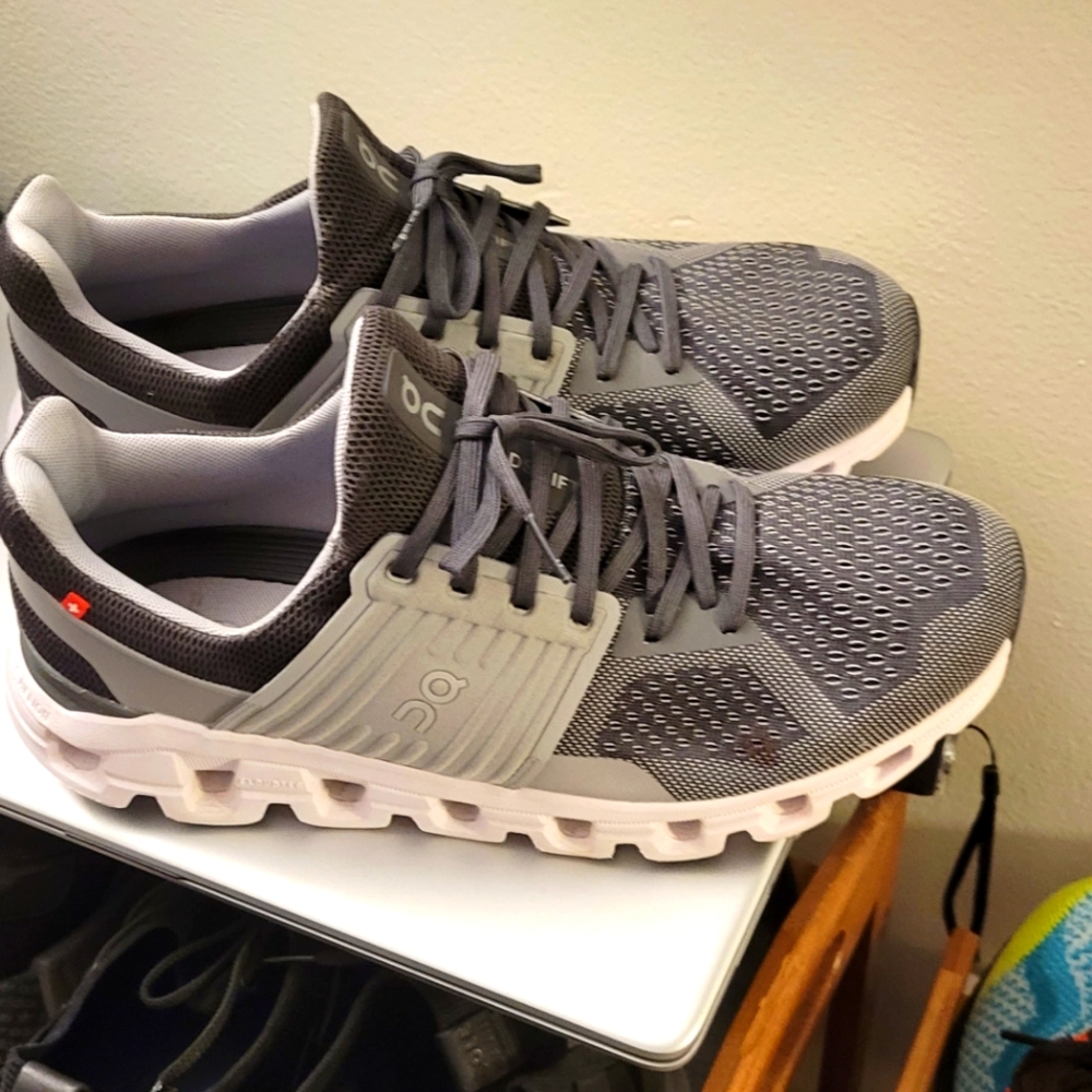 On sneakers size 9 brand new